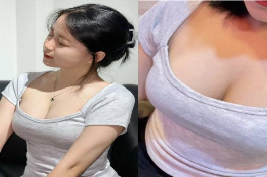 Nữ sinh gợi cảm được bạn trai chiều chuộng từng phút